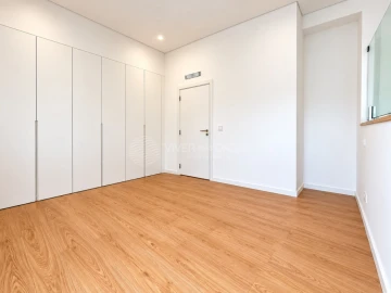 Moradia T3 para Venda em Sesimbra (Castelo)