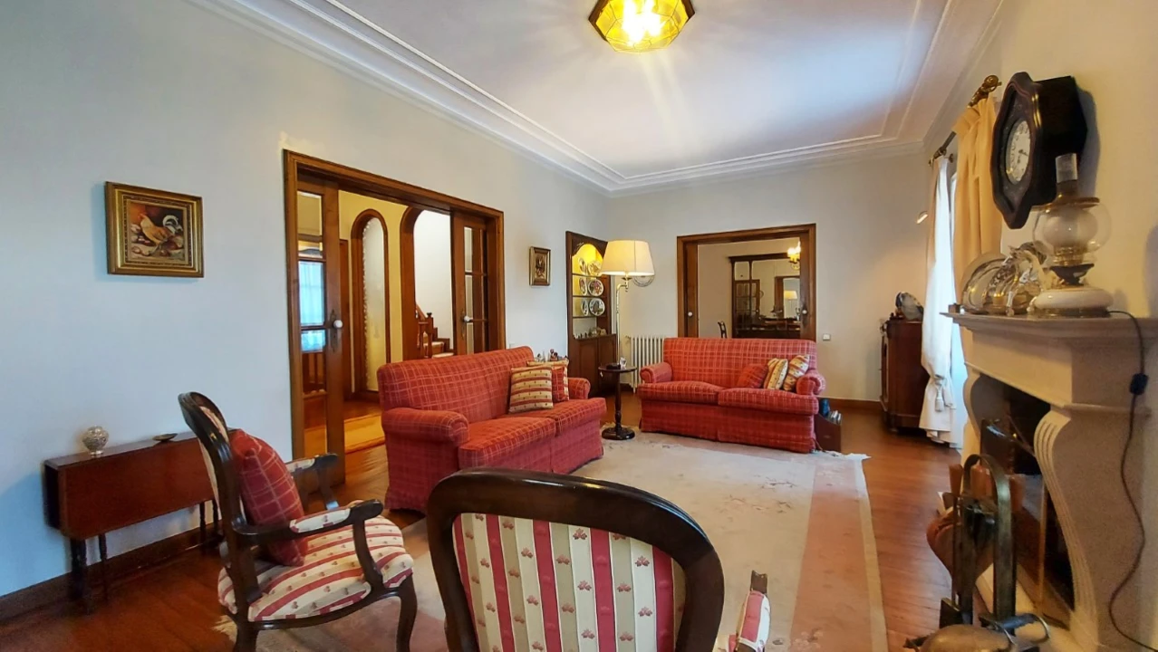 Moradia T4 para Venda em Gavião Foto 5