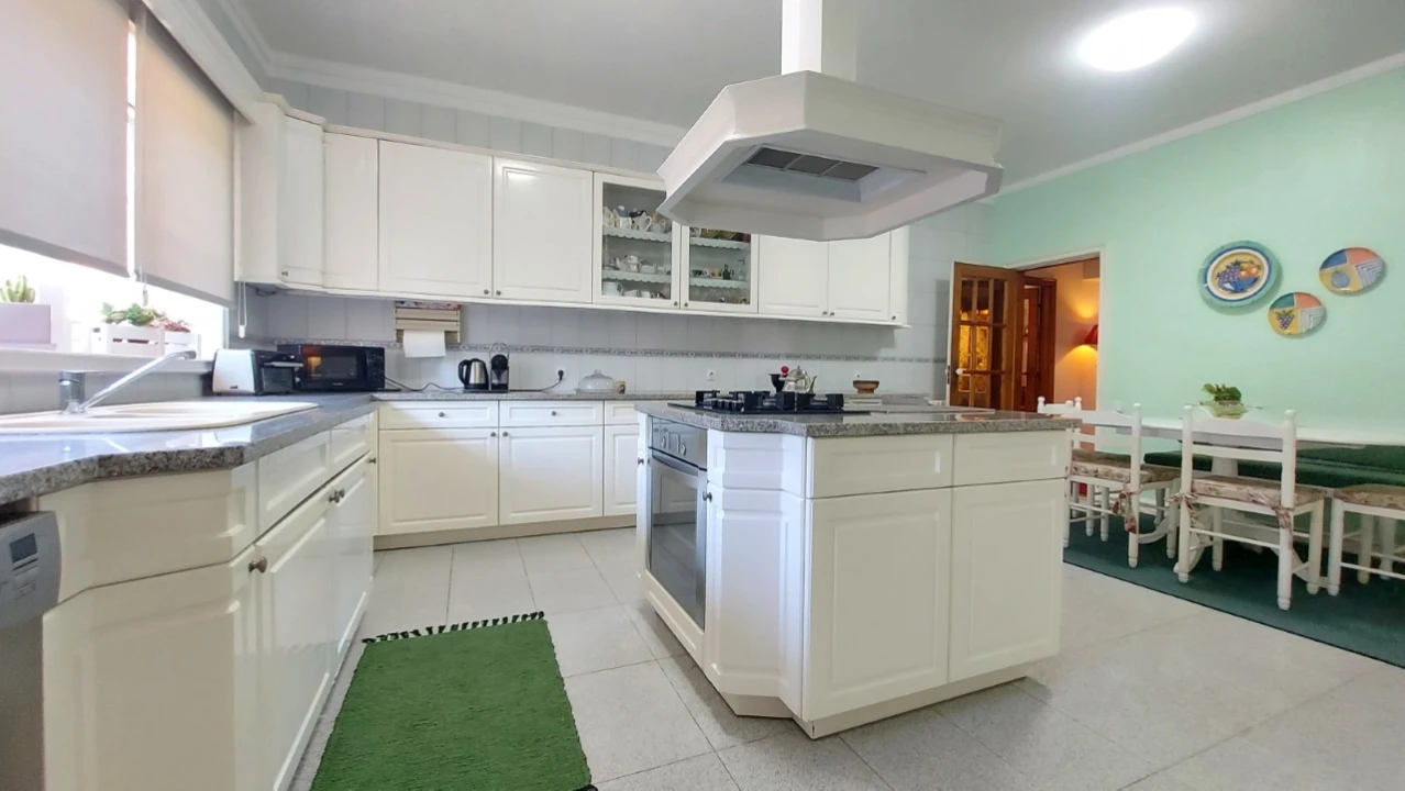 Moradia T4 para Venda em Gavião Foto 16