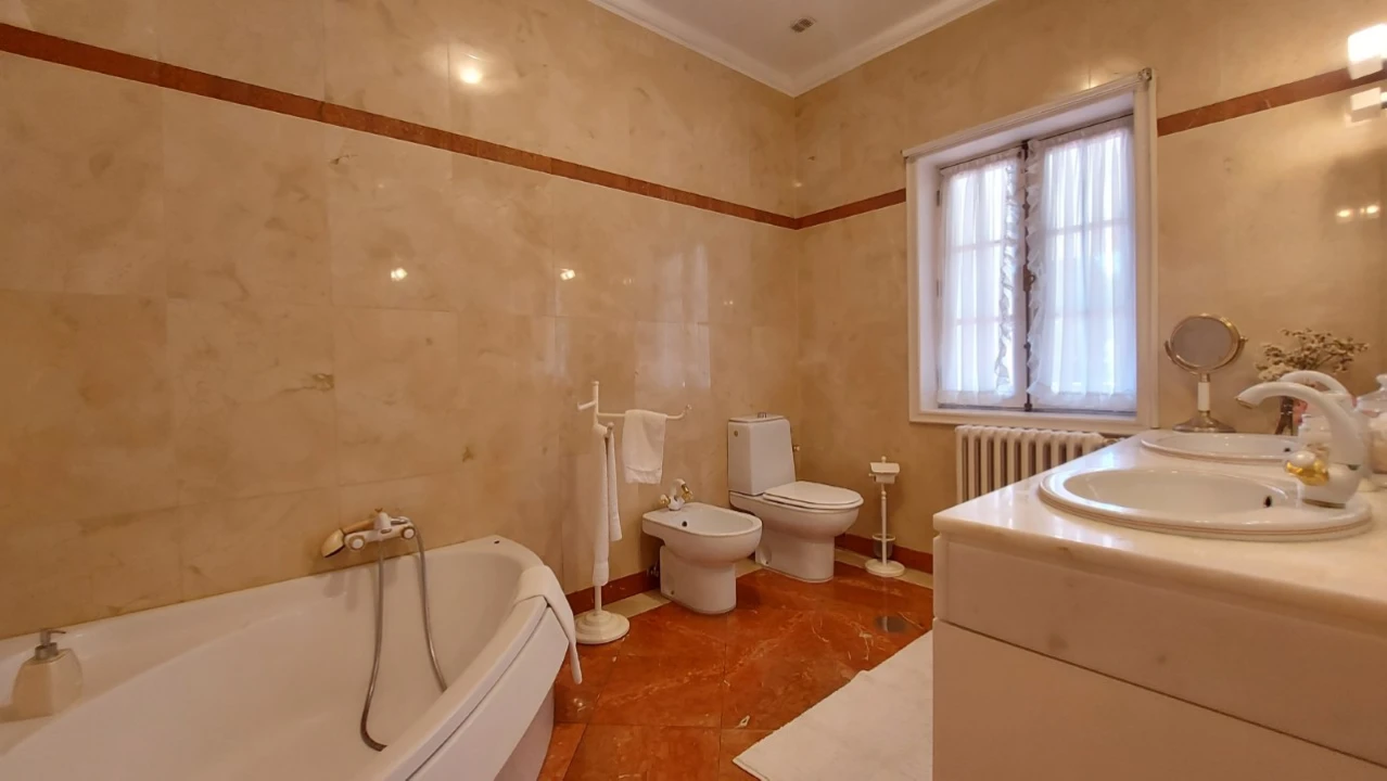 Moradia T4 para Venda em Gavião Foto 32