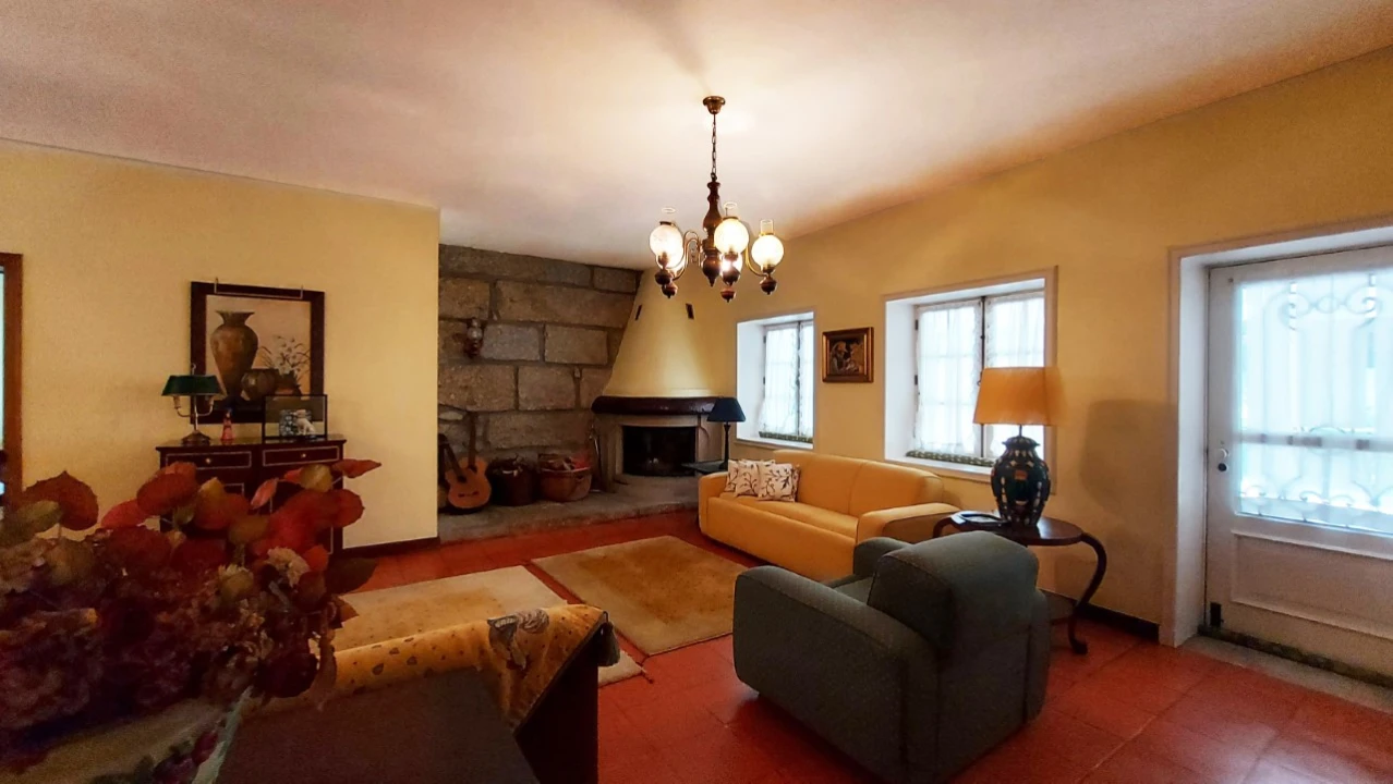 Moradia T4 para Venda em Gavião Foto 48