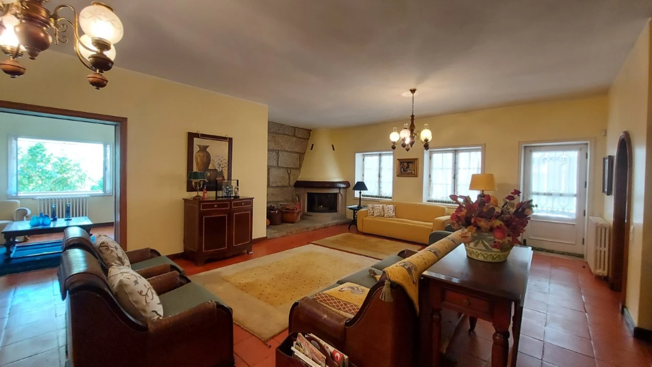 Moradia T4 para Venda em Gavião Foto 49