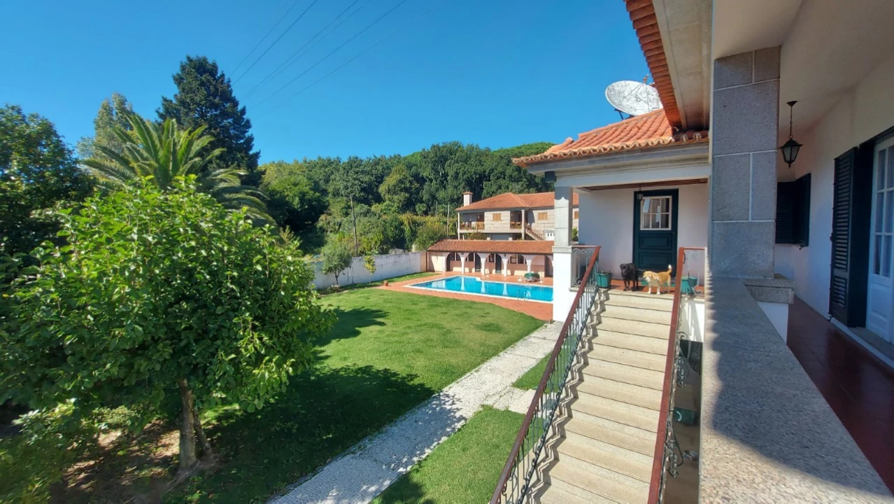 Moradia T4 para Venda em Gavião Foto 77