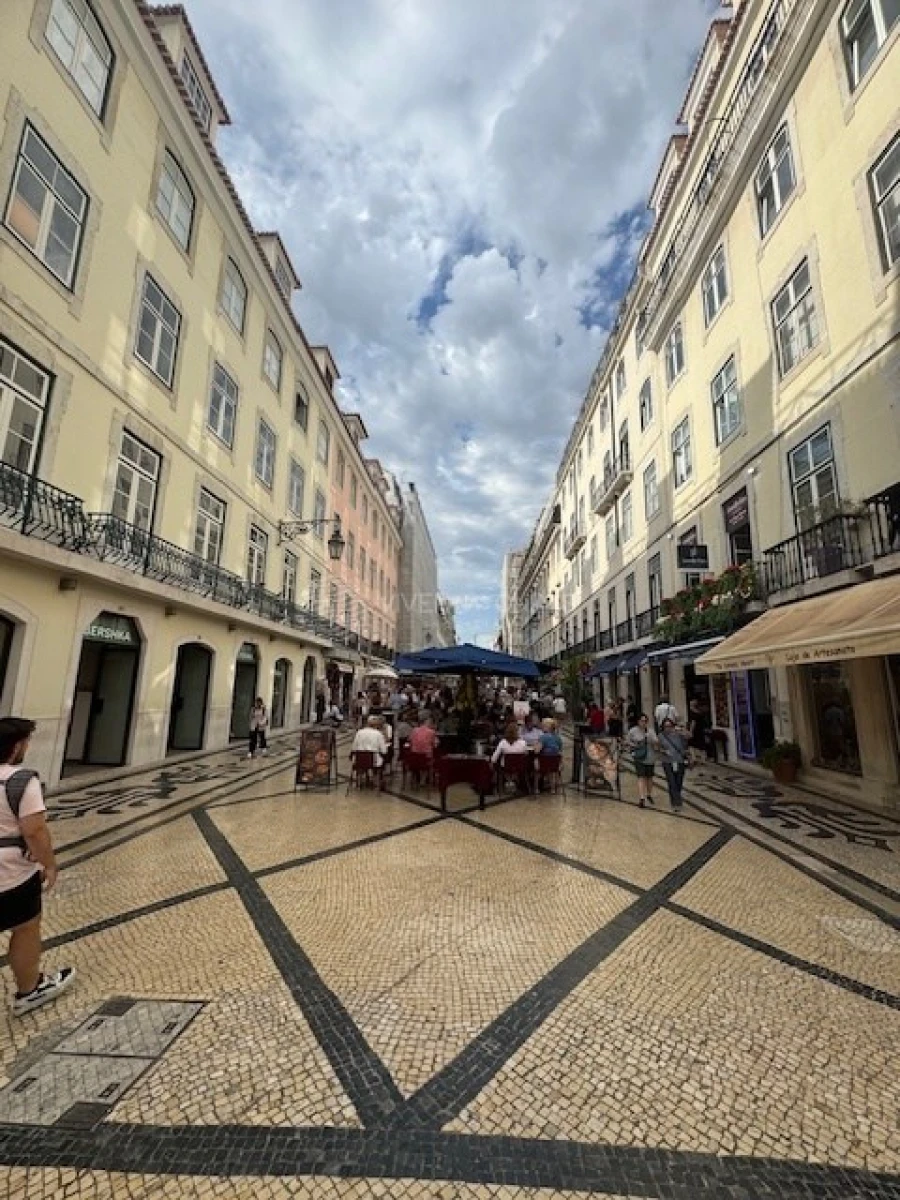 Negócio para Cedência de Quotas em Santa Maria Maior Foto 35