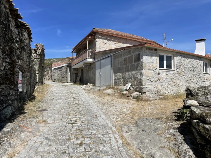 Moradia T2 para Venda em Vreia de Jales Foto 13