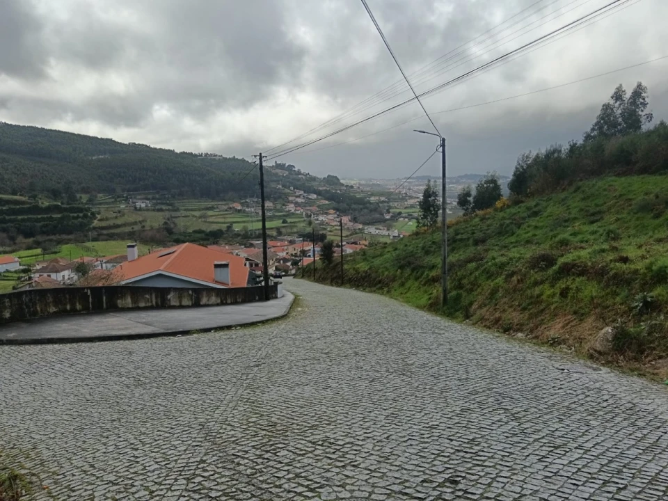 Terreno para Venda em São Tomé de Negrelos Foto 15