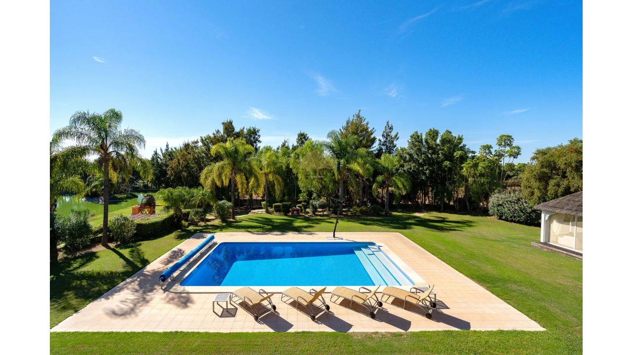 Quinta T4 para Venda em Pechão Foto 23