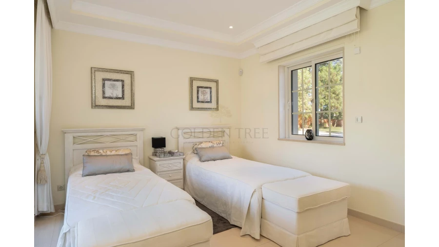 Quinta T4 para Venda em Pechão Foto 9