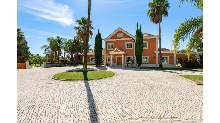 Quinta T4 para Venda em Pechão Foto 28