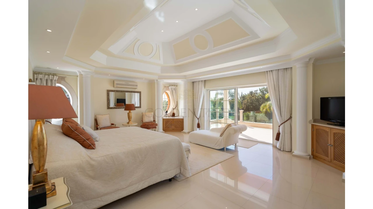 Quinta T4 para Venda em Pechão Foto 15