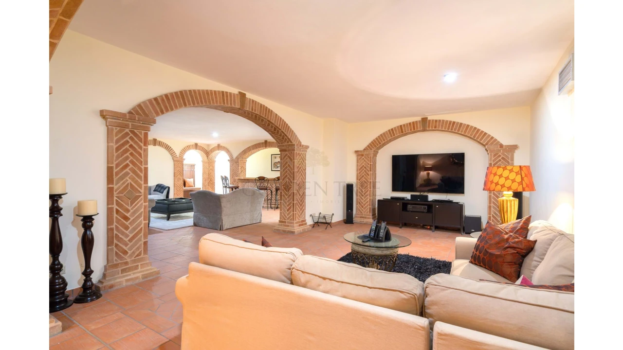 Quinta T4 para Venda em Pechão Foto 22