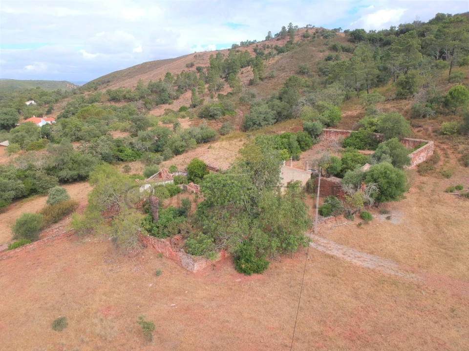 Terreno para Venda em São Brás de Alportel Foto 2
