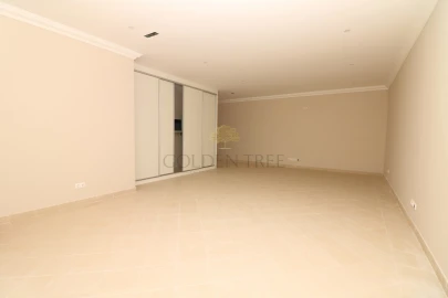 Moradia T5 para Venda em Almancil