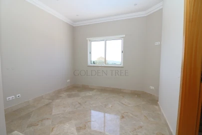 Moradia T5 para Venda em Almancil