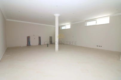 Moradia T5 para Venda em Almancil