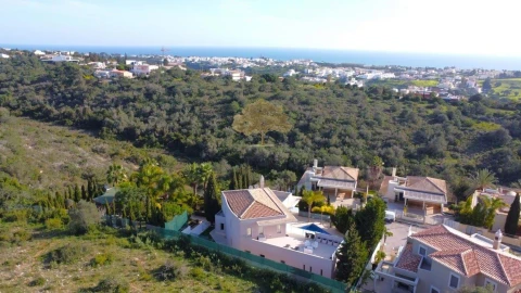 Moradia T4 para Venda em Guia