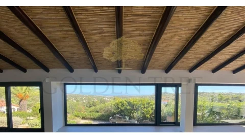 Moradia T3 para Venda em Santa Barbara de Nexe