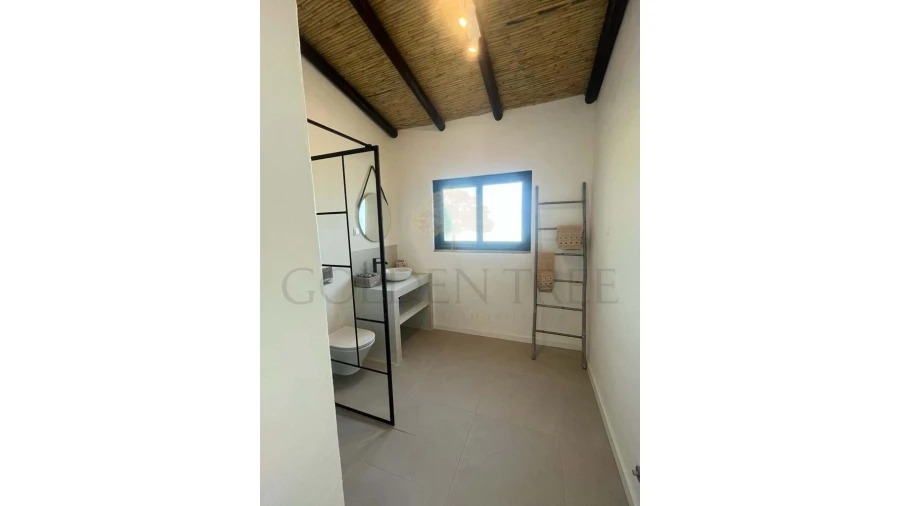 Moradia T3 para Venda em Santa Barbara de Nexe Foto 14