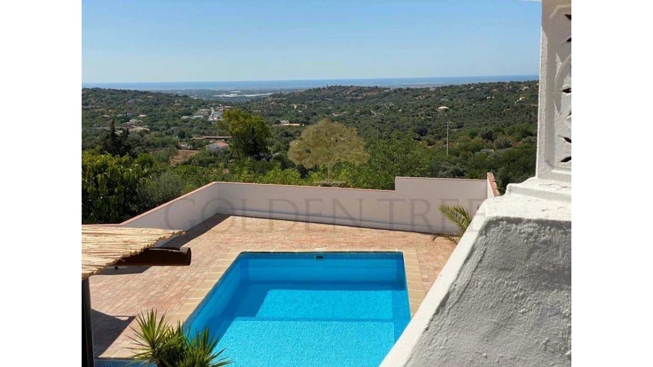 Moradia T3 para Venda em Santa Barbara de Nexe Foto 2