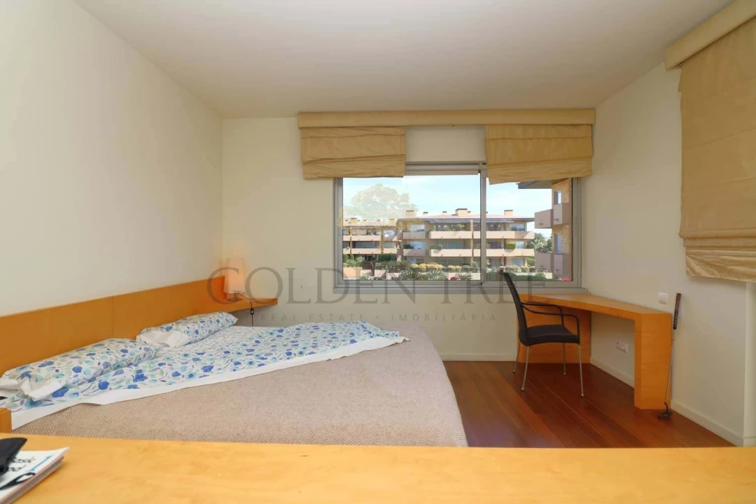 Apartamento T2 para Venda em Quarteira Foto 16