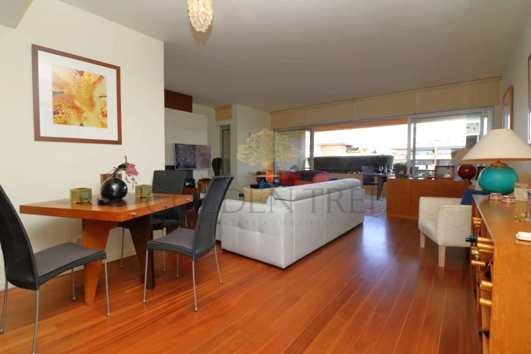 Apartamento T2 para Venda em Quarteira Foto 7