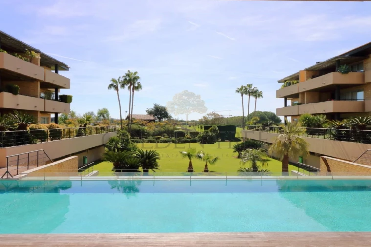 Apartamento T2 para Venda em Quarteira Foto 2