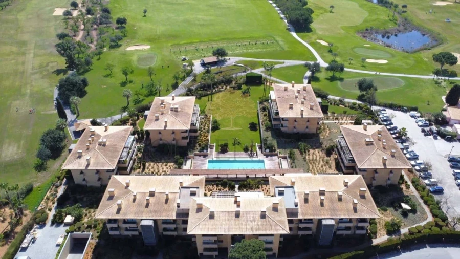 Apartamento T2 para Venda em Quarteira Foto 26