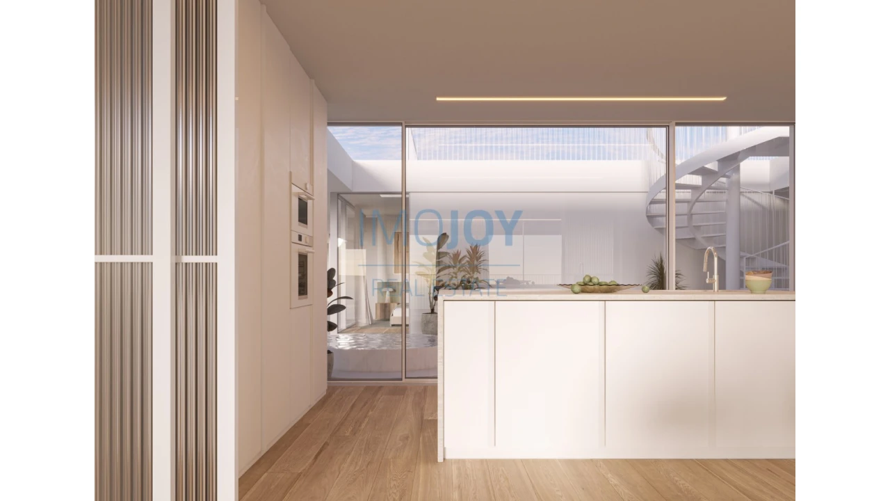 Apartamento T4 para Venda em Quarteira Foto 2