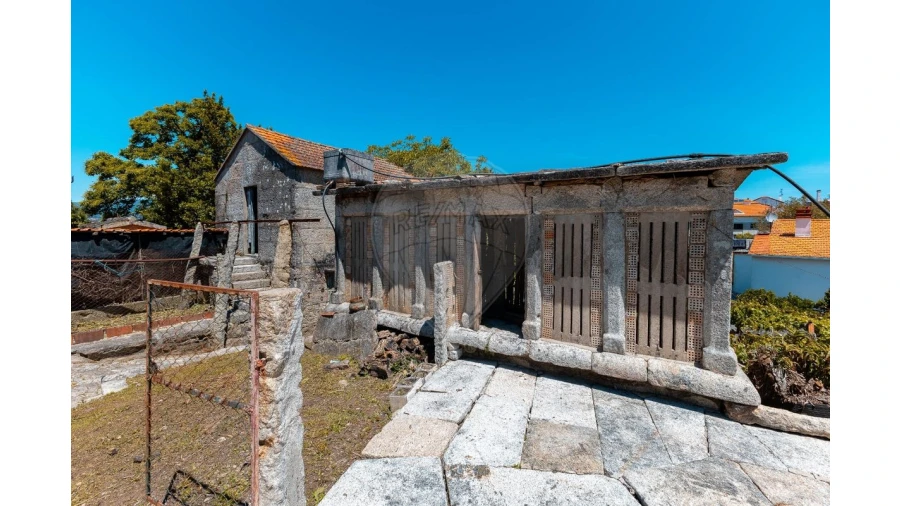 Moradia T3 para Venda em Lanhelas Foto 9