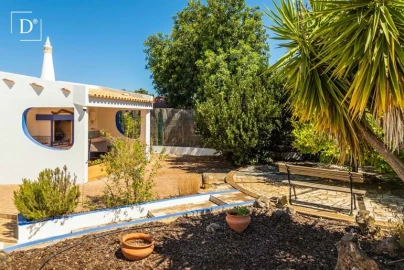 Moradia T4 para Venda em Albufeira e Olhos de Água