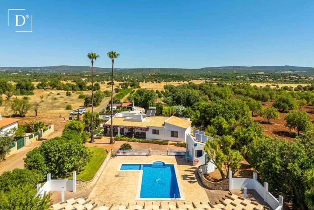 Moradia T4 para Venda em Albufeira e Olhos de Água Foto 25