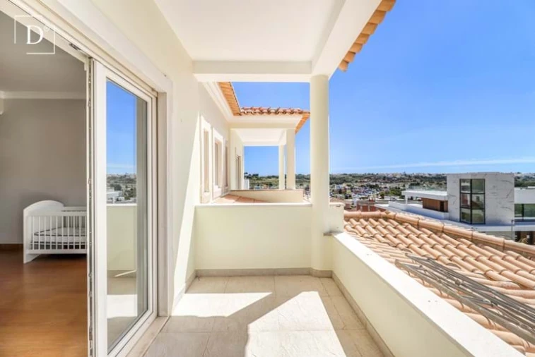 Moradia T4 para Venda em Albufeira e Olhos de Água Foto 17