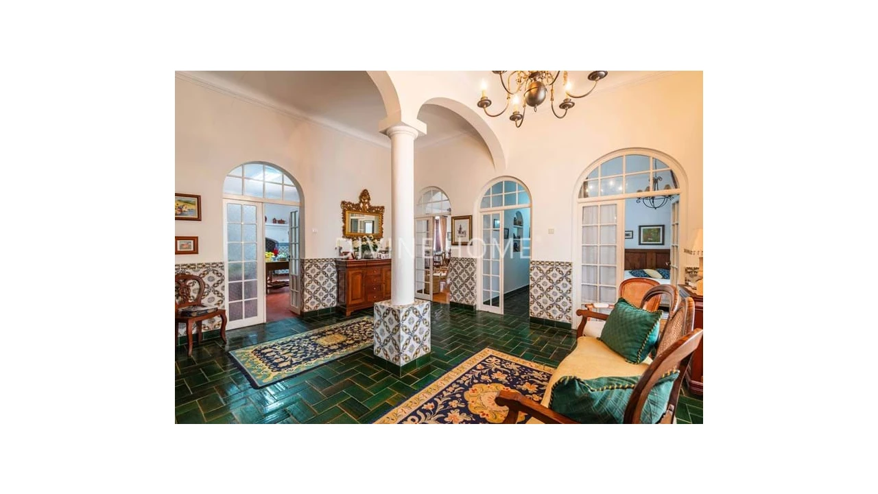 Moradia T6 para Venda em Santo Agostinho e São João Baptista e Santo Amador Foto 3