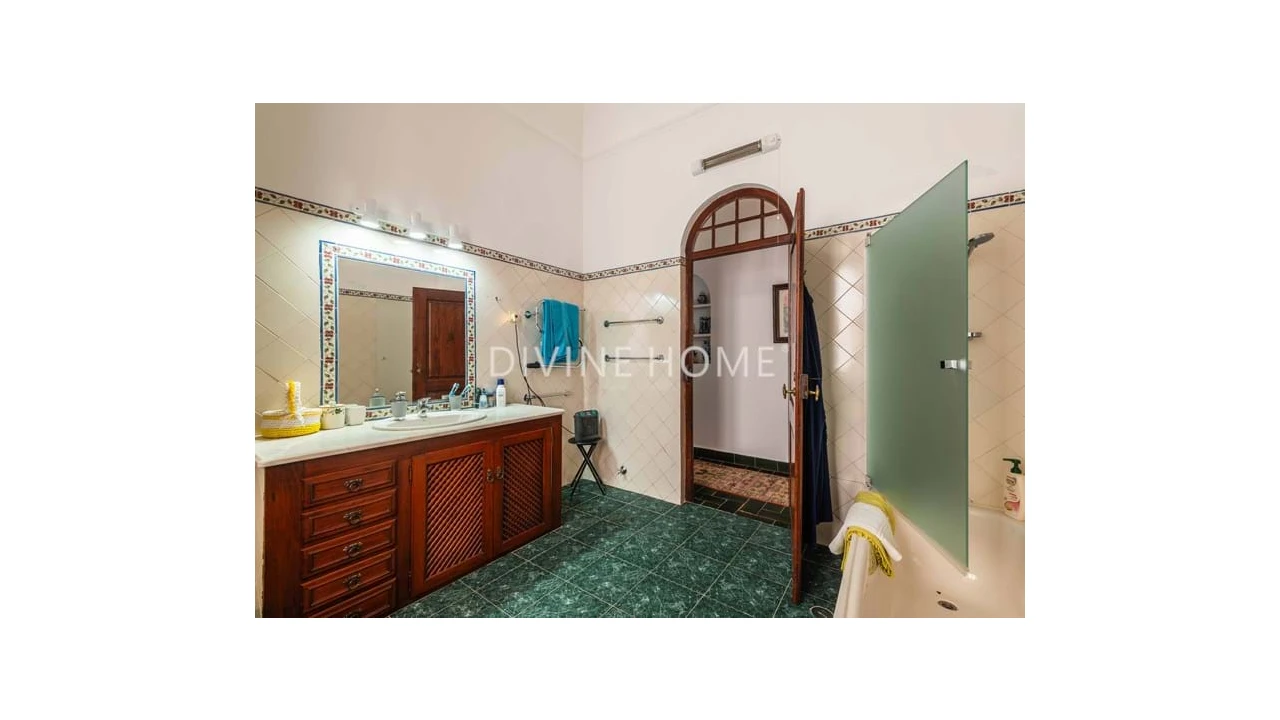 Moradia T6 para Venda em Santo Agostinho e São João Baptista e Santo Amador Foto 20