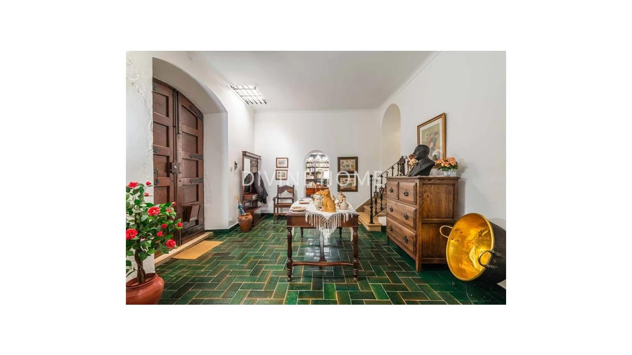 Moradia T6 para Venda em Santo Agostinho e São João Baptista e Santo Amador Foto 13