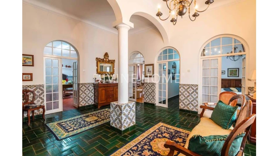 Moradia T6 para Venda em Santo Agostinho e São João Baptista e Santo Amador Foto 3