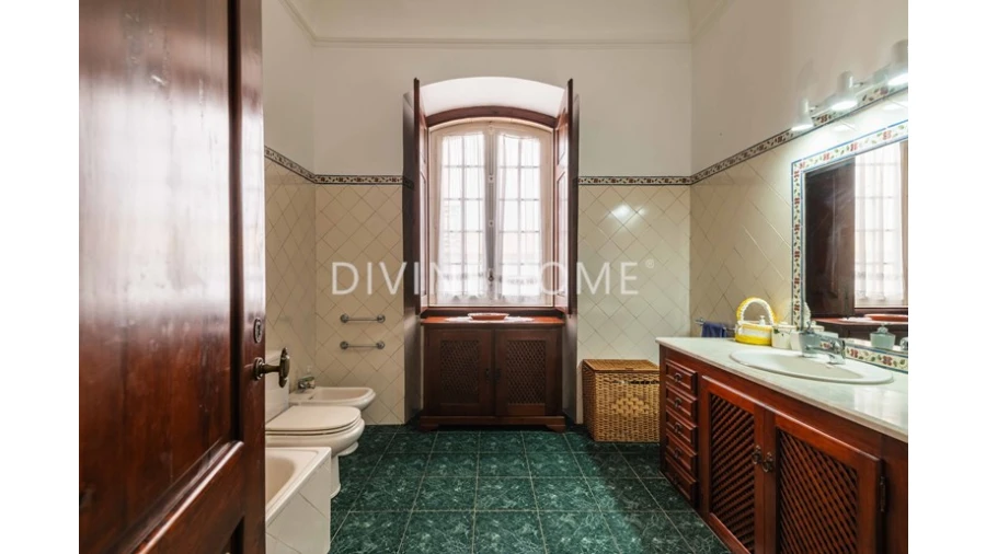 Moradia T6 para Venda em Santo Agostinho e São João Baptista e Santo Amador Foto 19