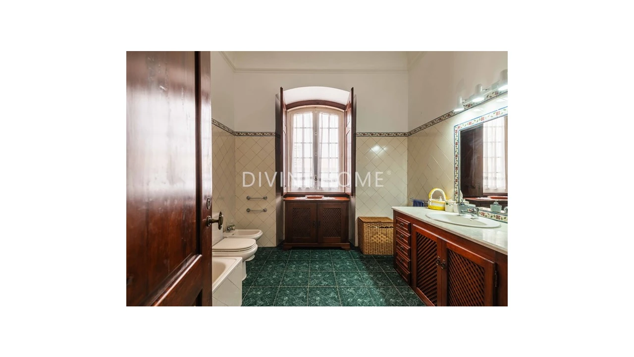 Moradia T6 para Venda em Santo Agostinho e São João Baptista e Santo Amador Foto 19