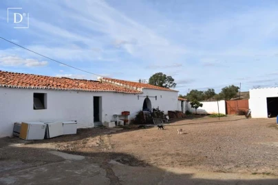 Moradia T6 para Venda em Mertola
