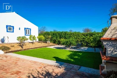 Moradia T4 para Venda em Loule (São Clemente)