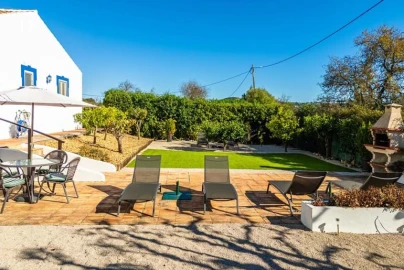 Moradia T4 para Venda em Loule (São Clemente)