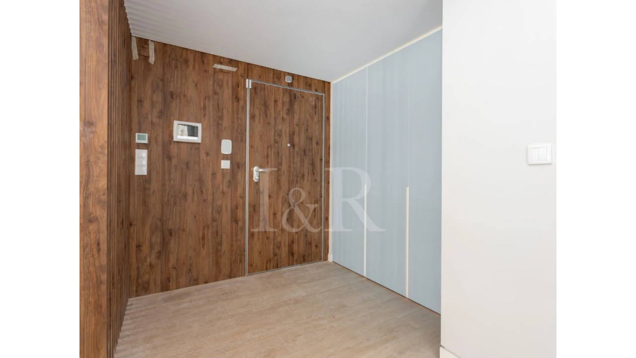 Apartamento T3 para Venda em Carcavelos e Parede Foto 24