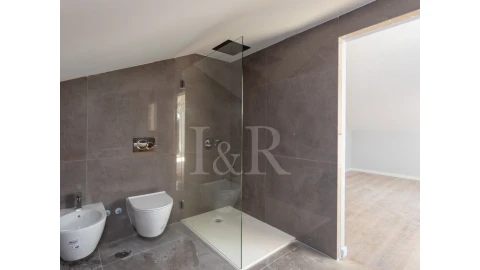 Apartamento T3 para Venda em Carcavelos e Parede