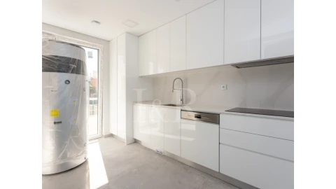 Apartamento T3 para Venda em Carcavelos e Parede