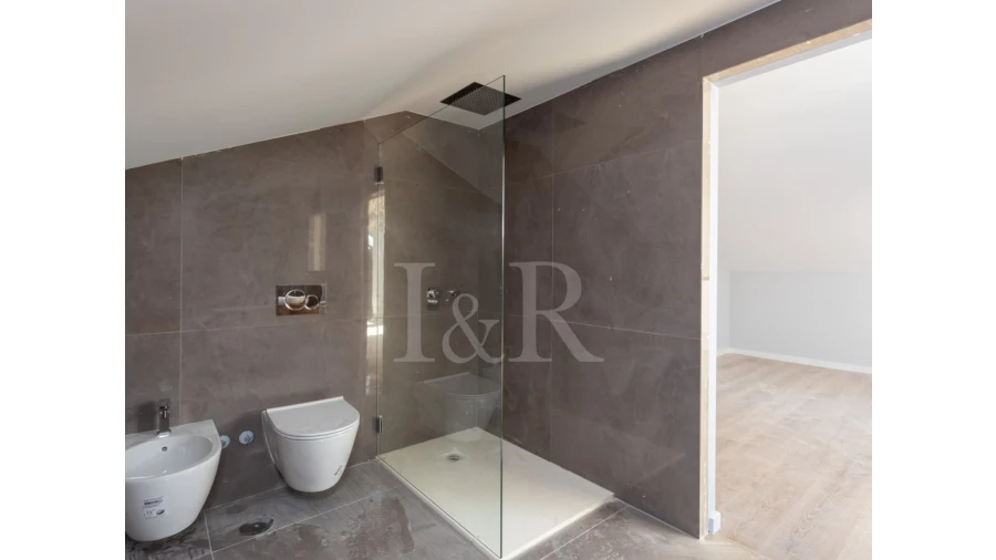 Apartamento T3 para Venda em Carcavelos e Parede Foto 8