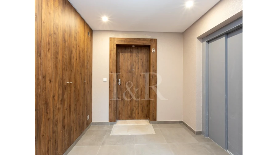 Apartamento T3 para Venda em Carcavelos e Parede Foto 26