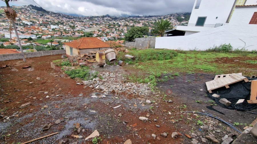 Moradia T3 para Venda em São Roque Foto 4