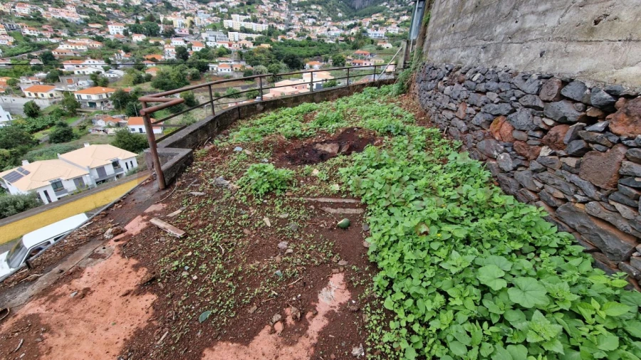 Moradia T3 para Venda em São Roque Foto 11