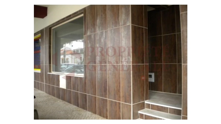 Loja para Venda em Ferragudo Foto 9