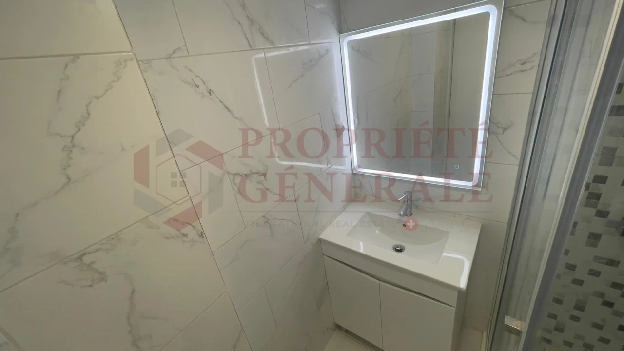 Moradia T9 para Venda em Ajuda Foto 12